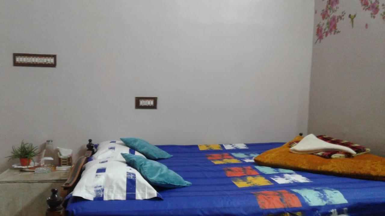 The Lovely Room Calcutta Exterior foto